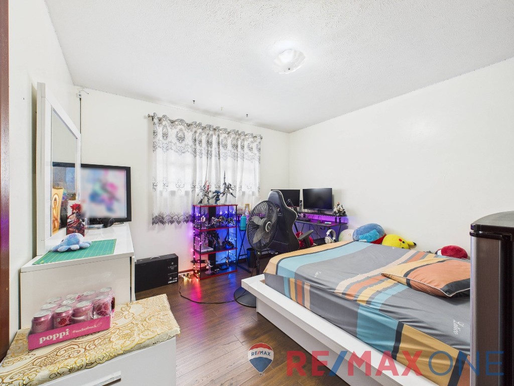 1107 East Hamline Street