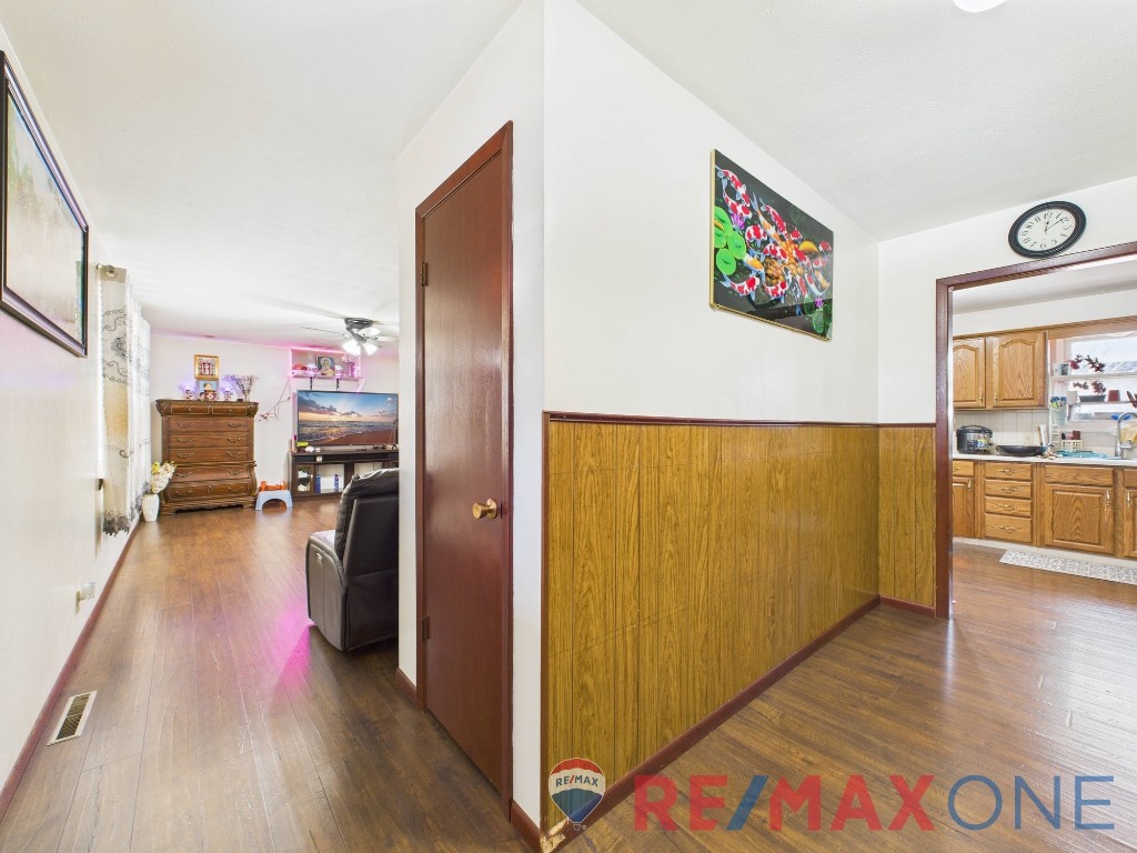 1107 East Hamline Street