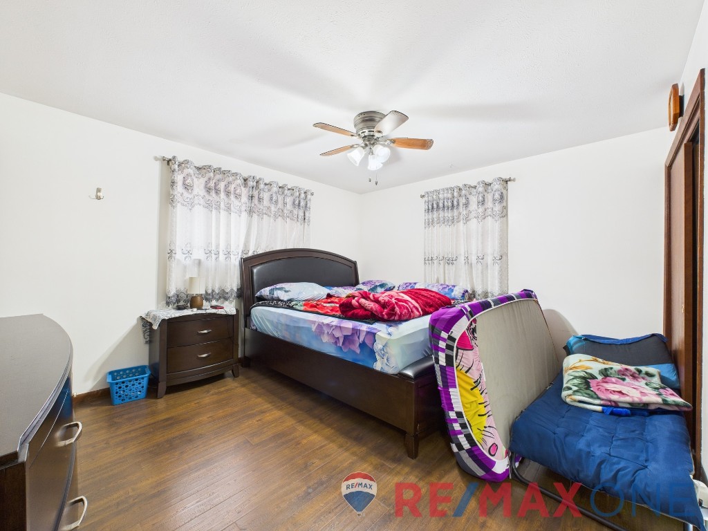 1107 East Hamline Street