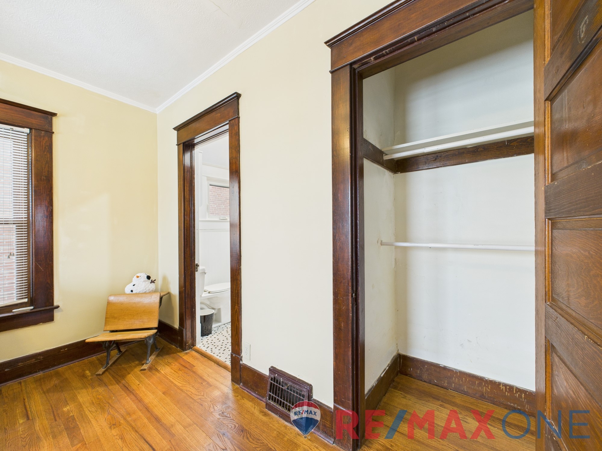 306 North 6th Street