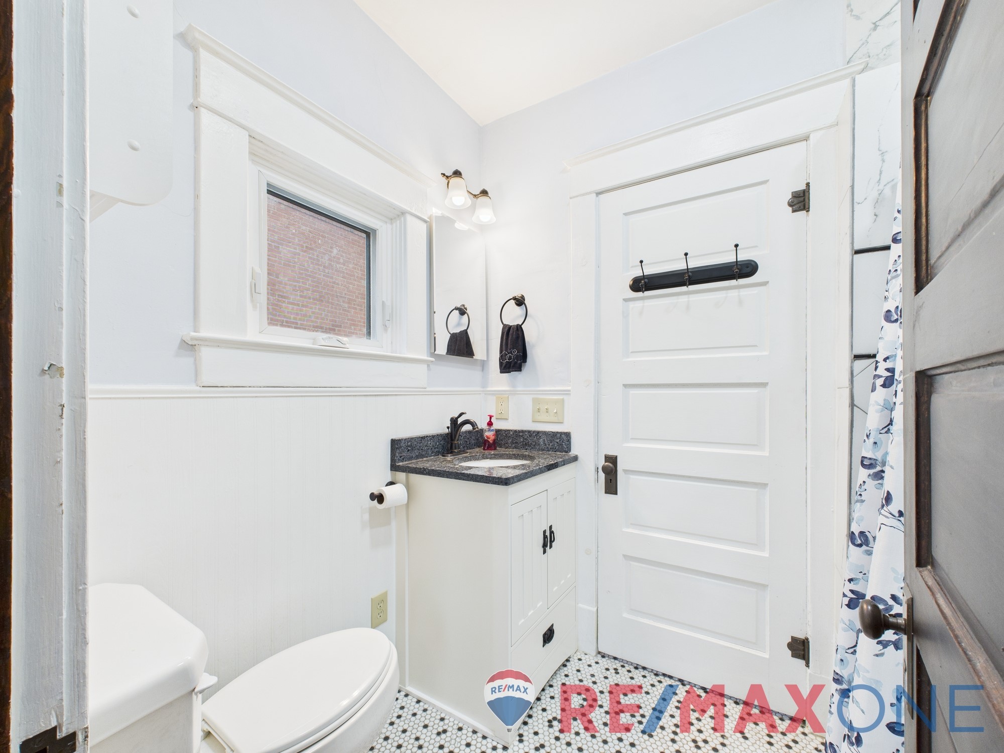 306 North 6th Street