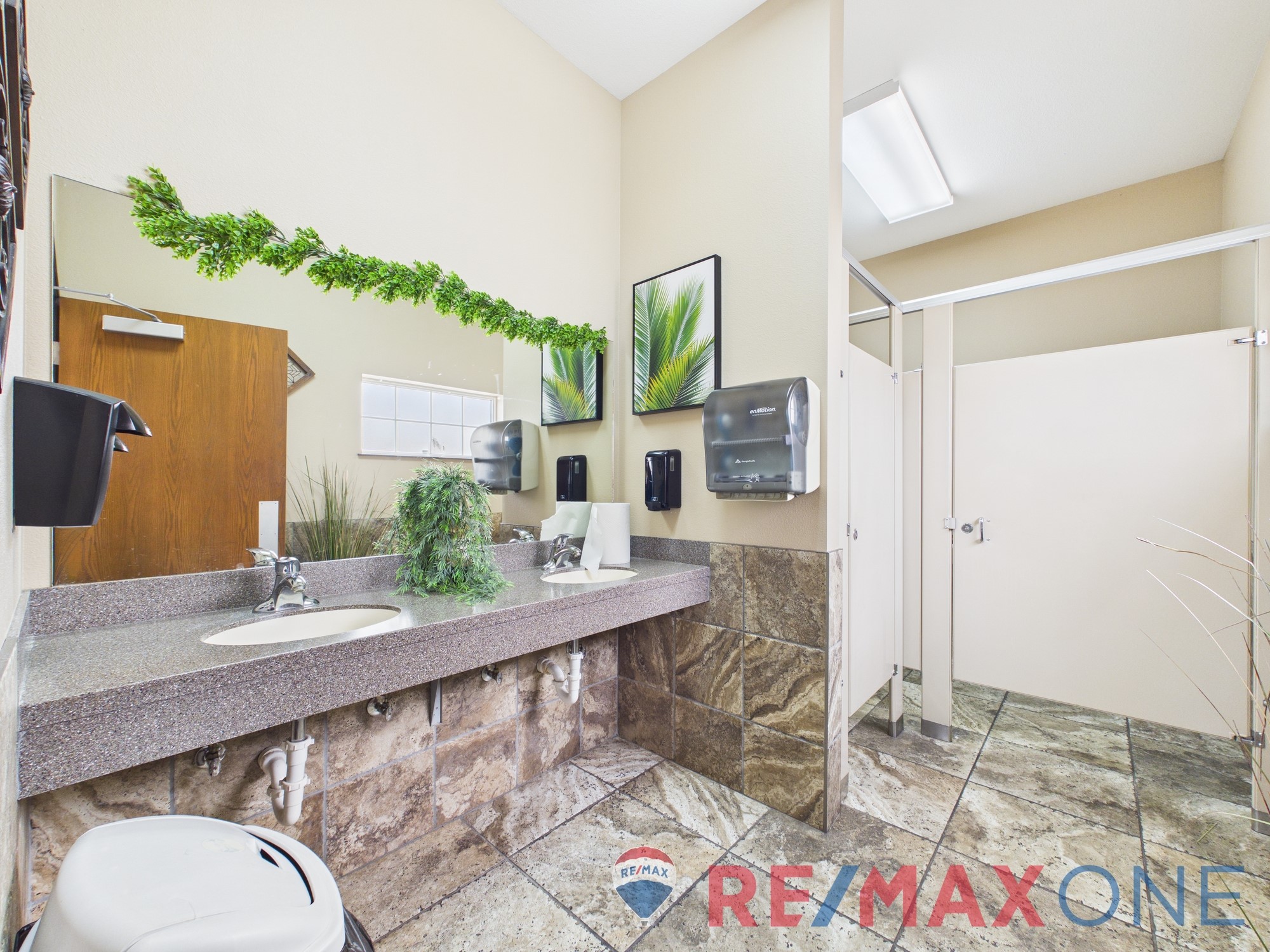 1104 East Oklahoma Avenue