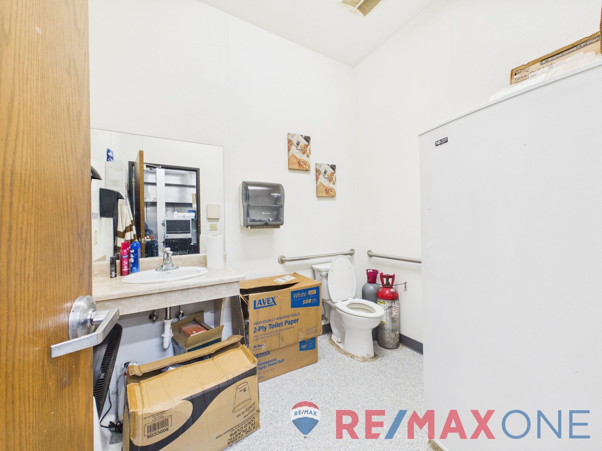 1104 East Oklahoma Avenue