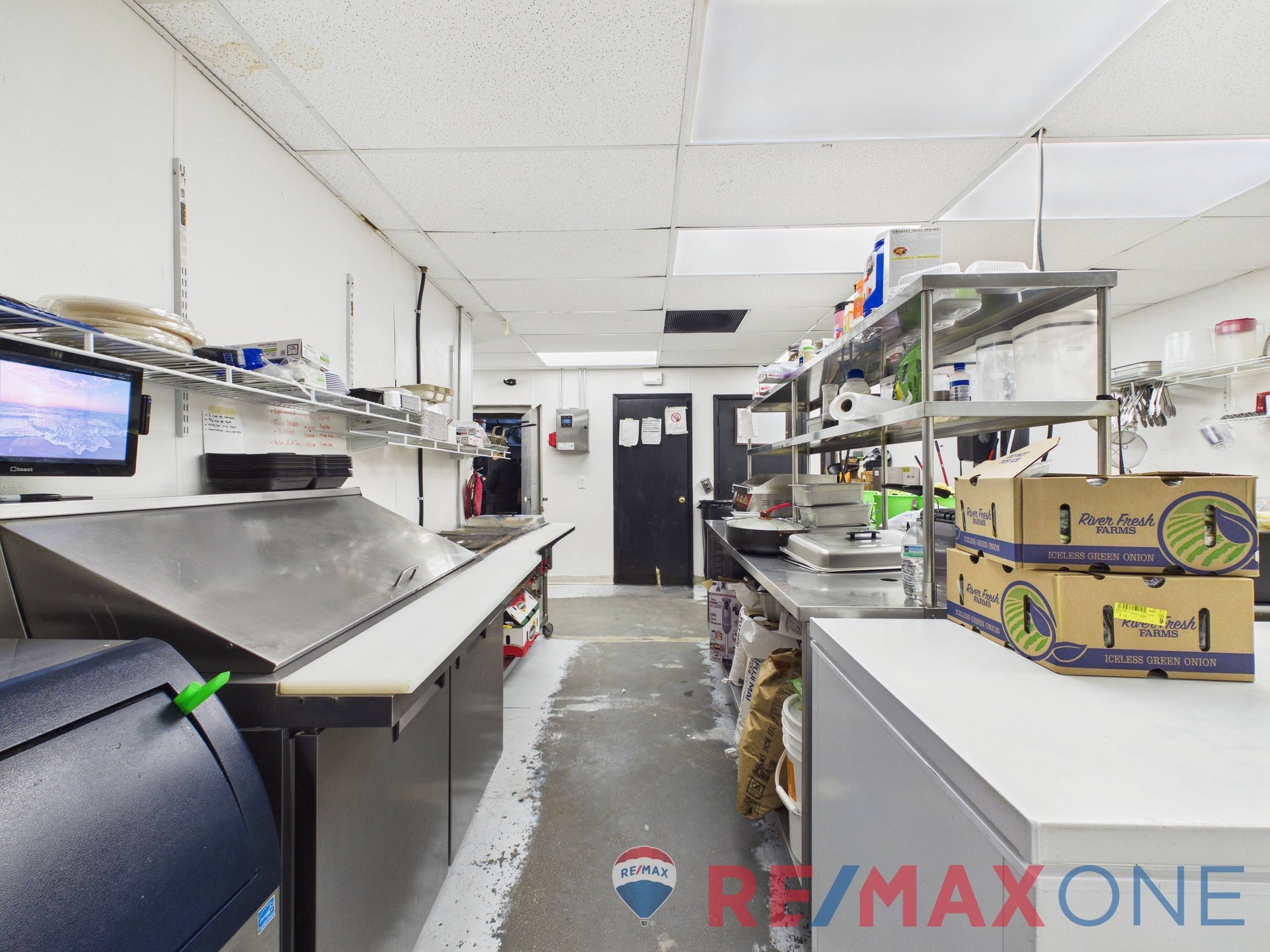 108 West Kansas Avenue