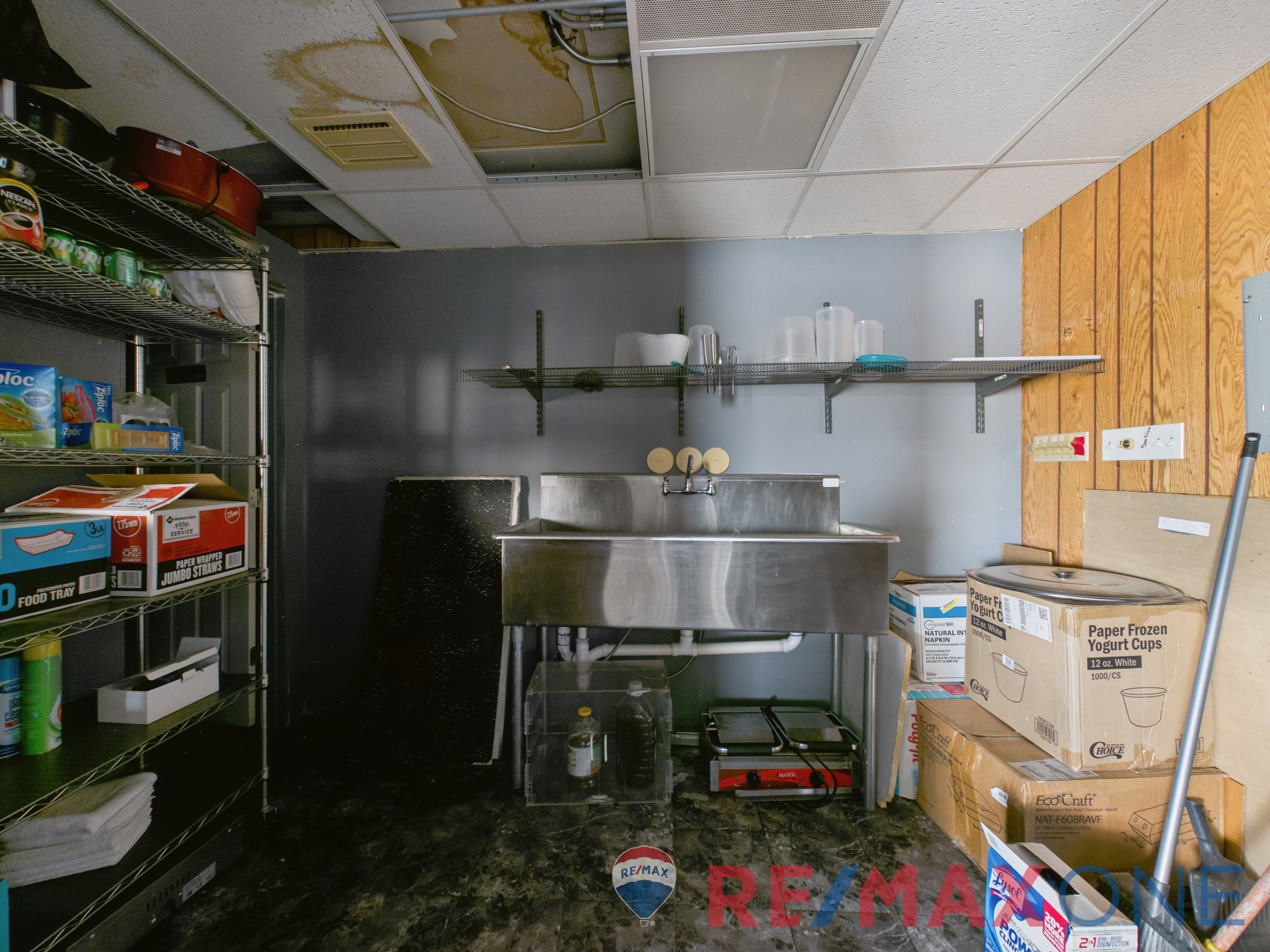 108 West Kansas Avenue