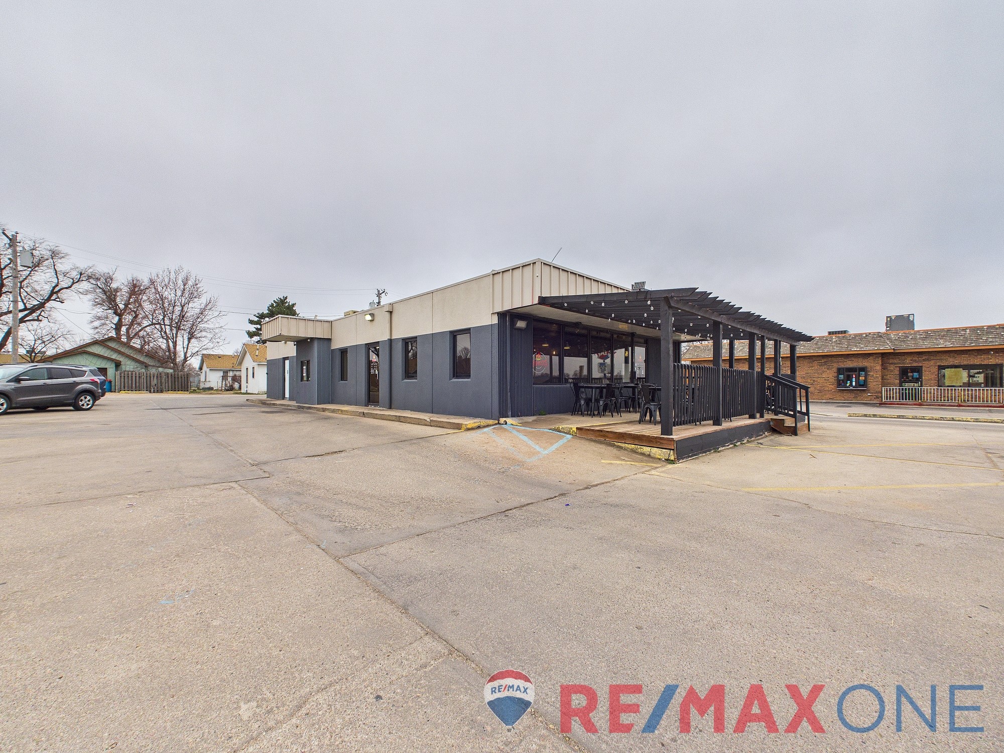 108 West Kansas Avenue