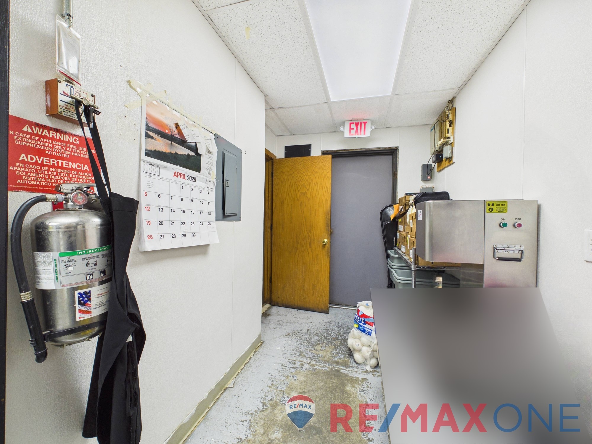 108 West Kansas Avenue