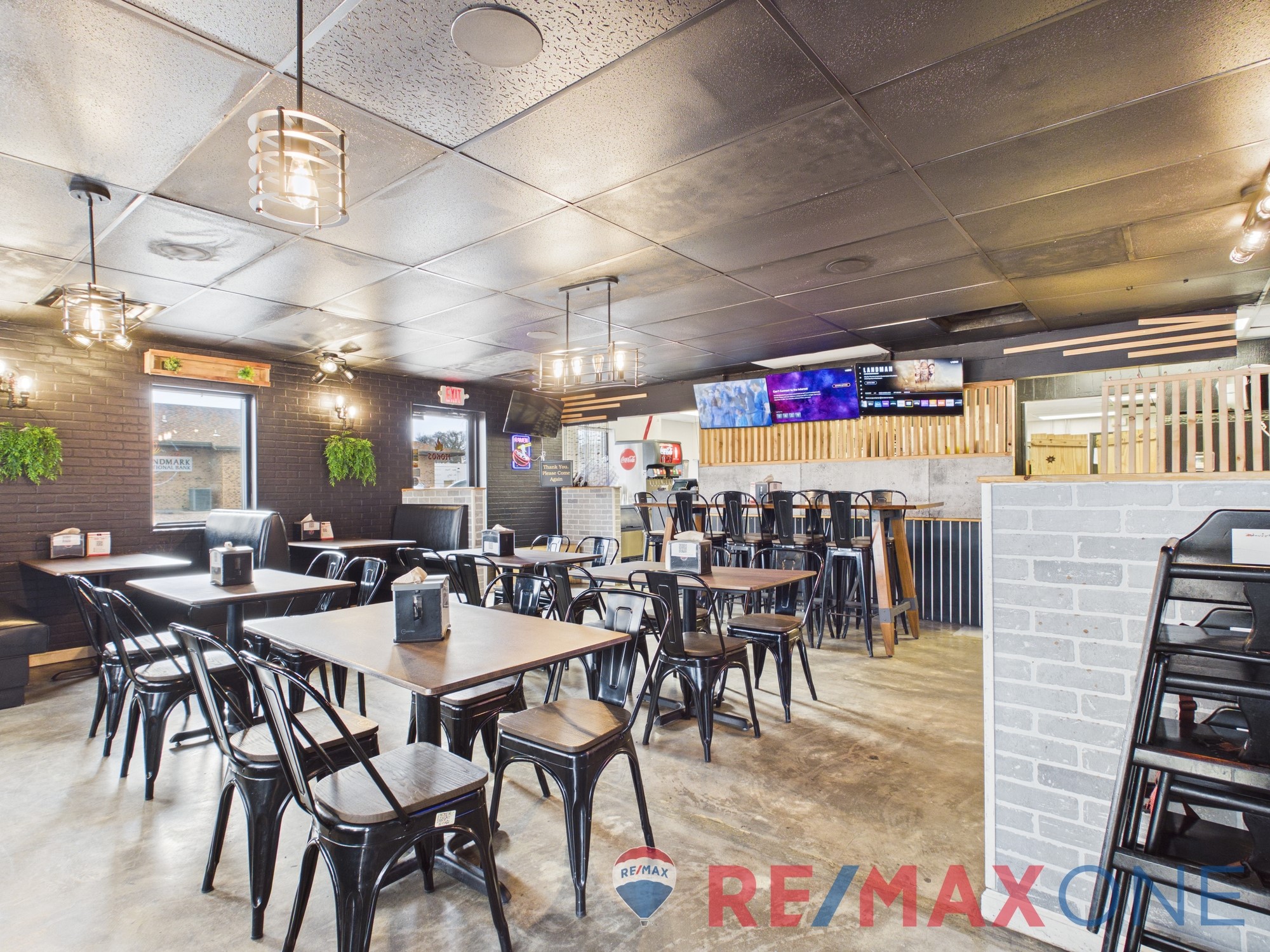 108 West Kansas Avenue