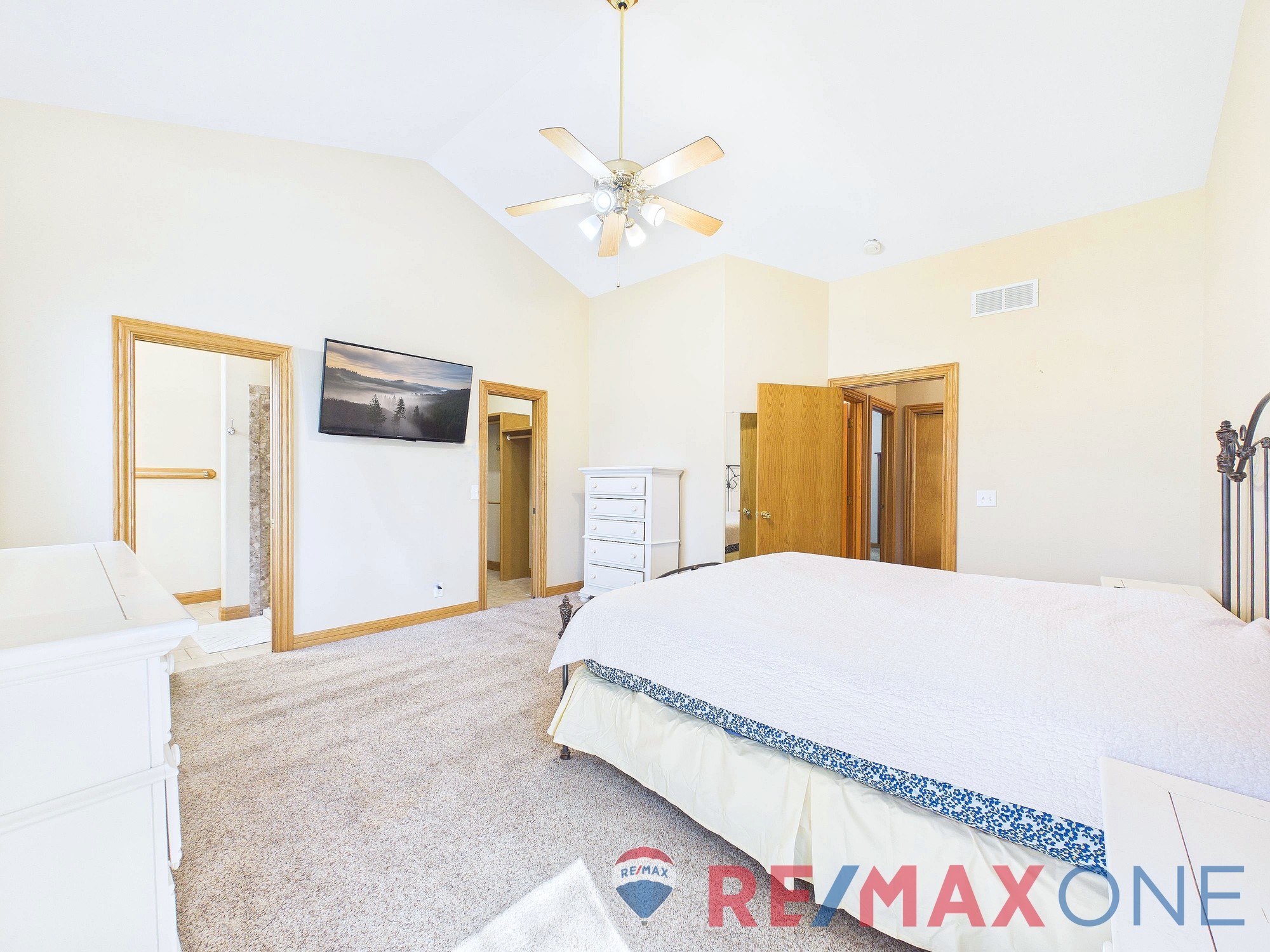 104 Nottingham Court