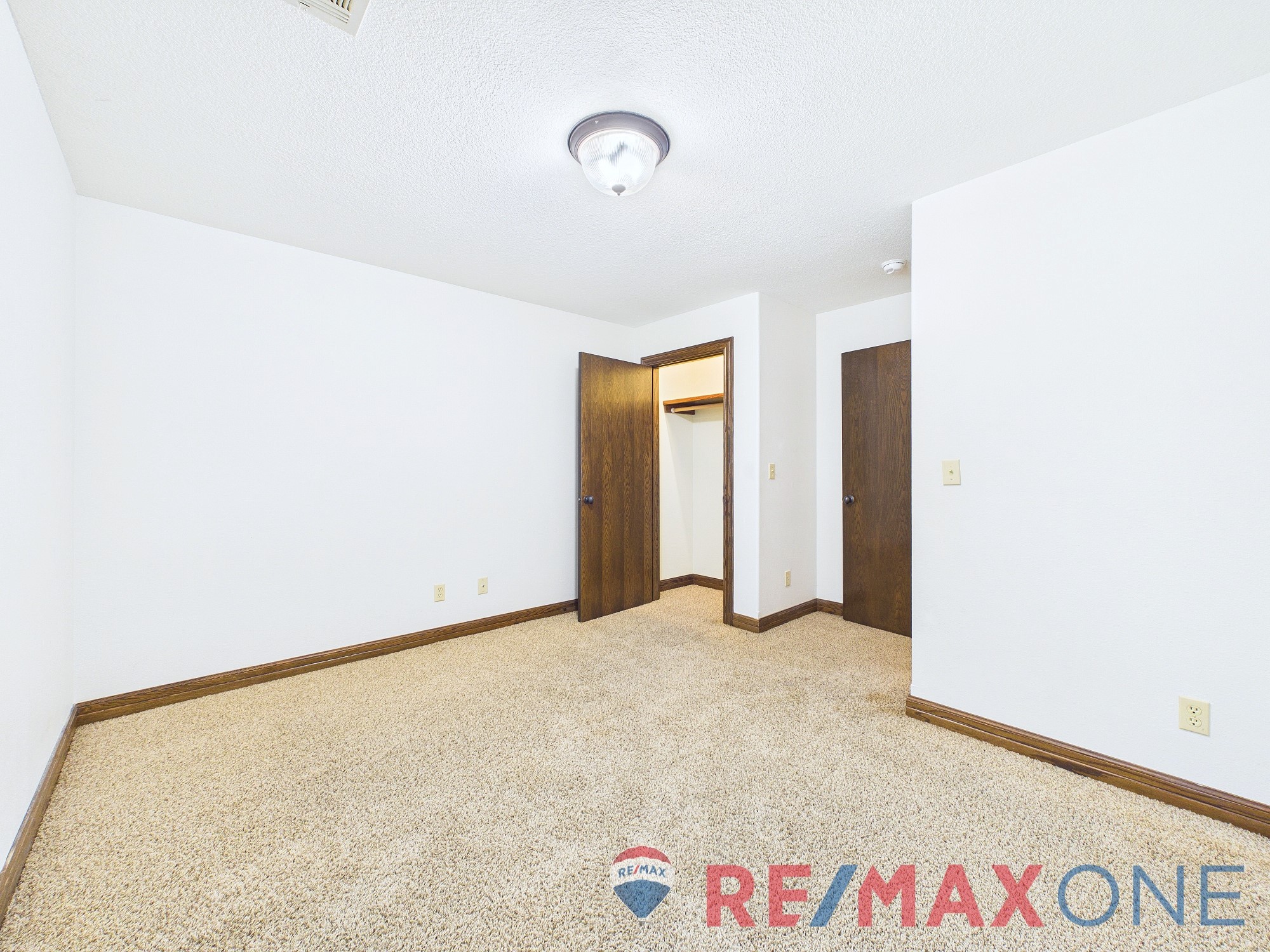 3316 Eagle Drive