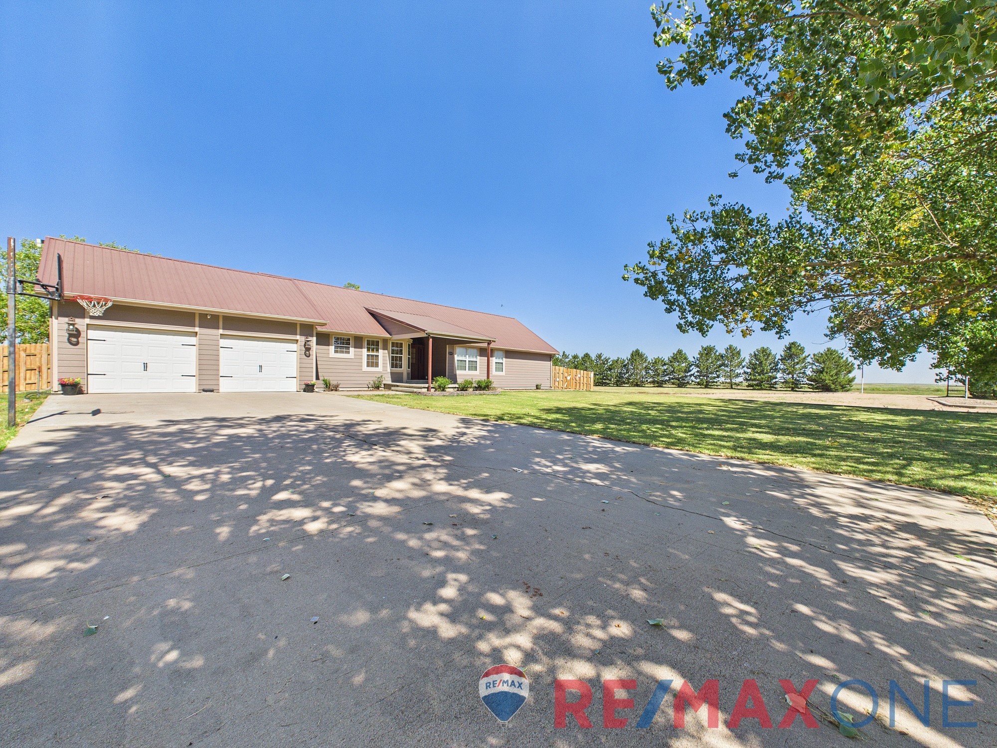 6600 East Weldon Road