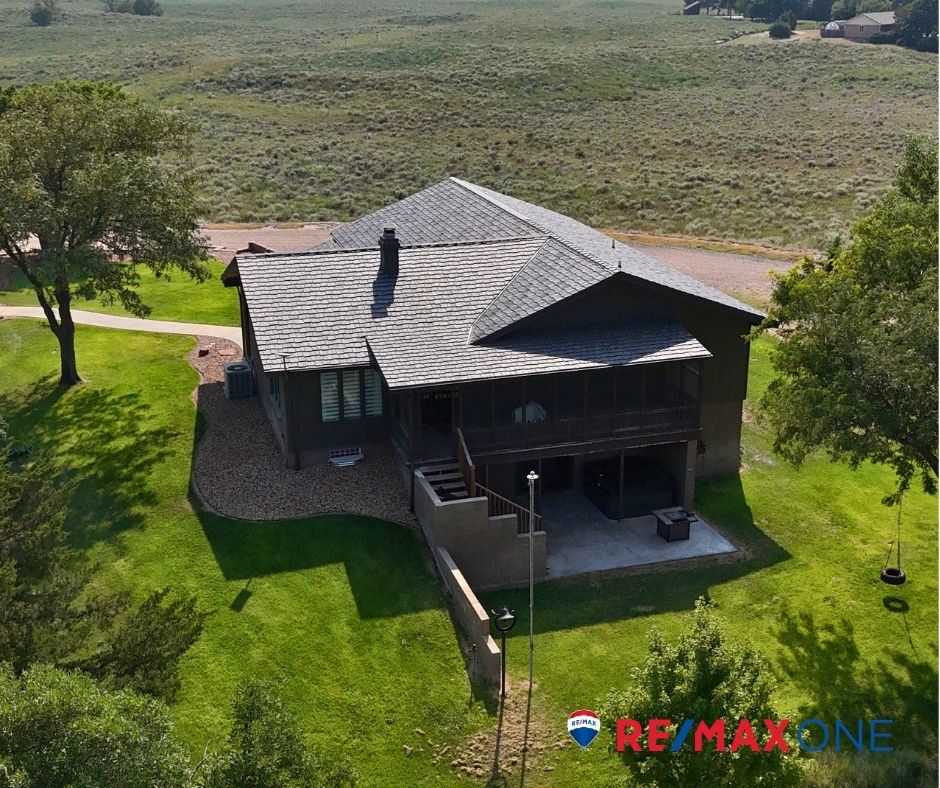 915 South Yucca Path