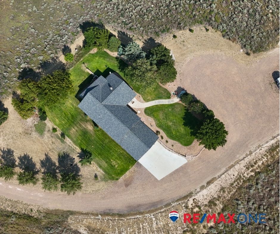 915 South Yucca Path