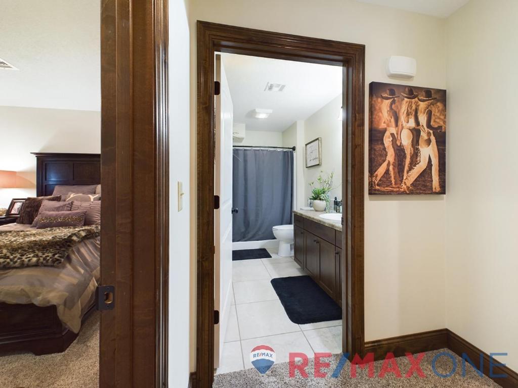 3306 Eagle Drive