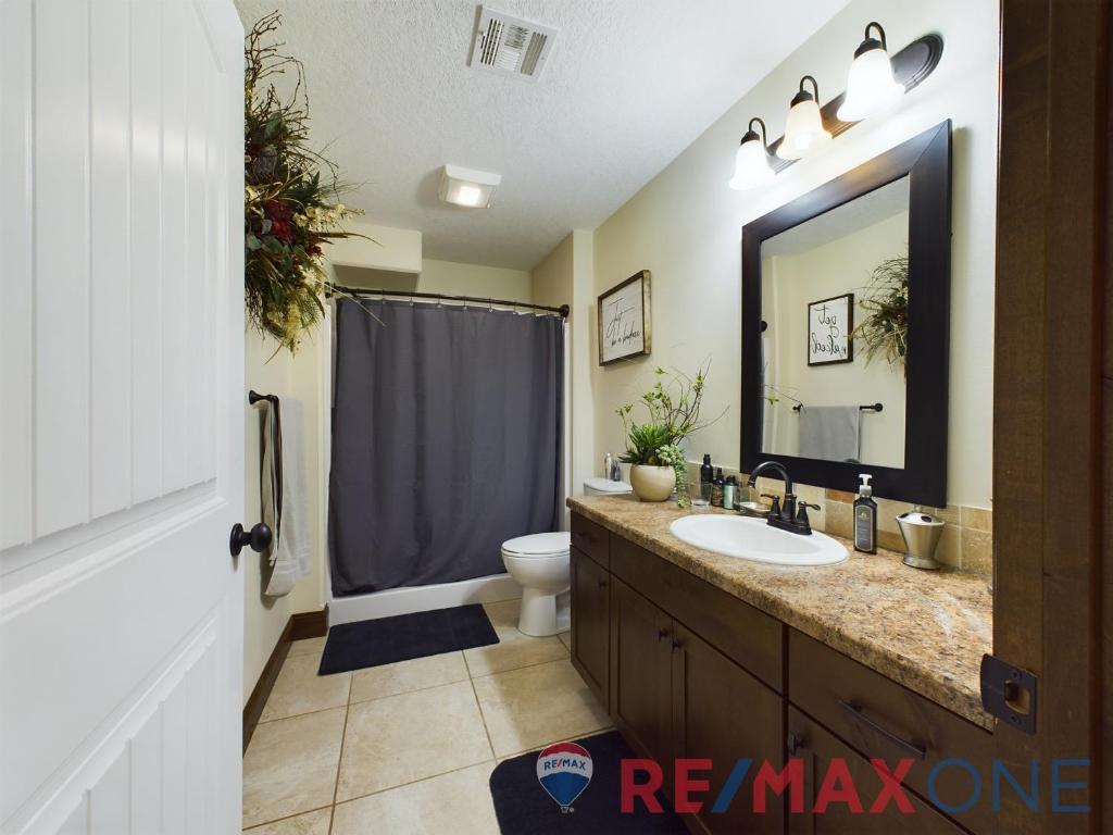 3306 Eagle Drive