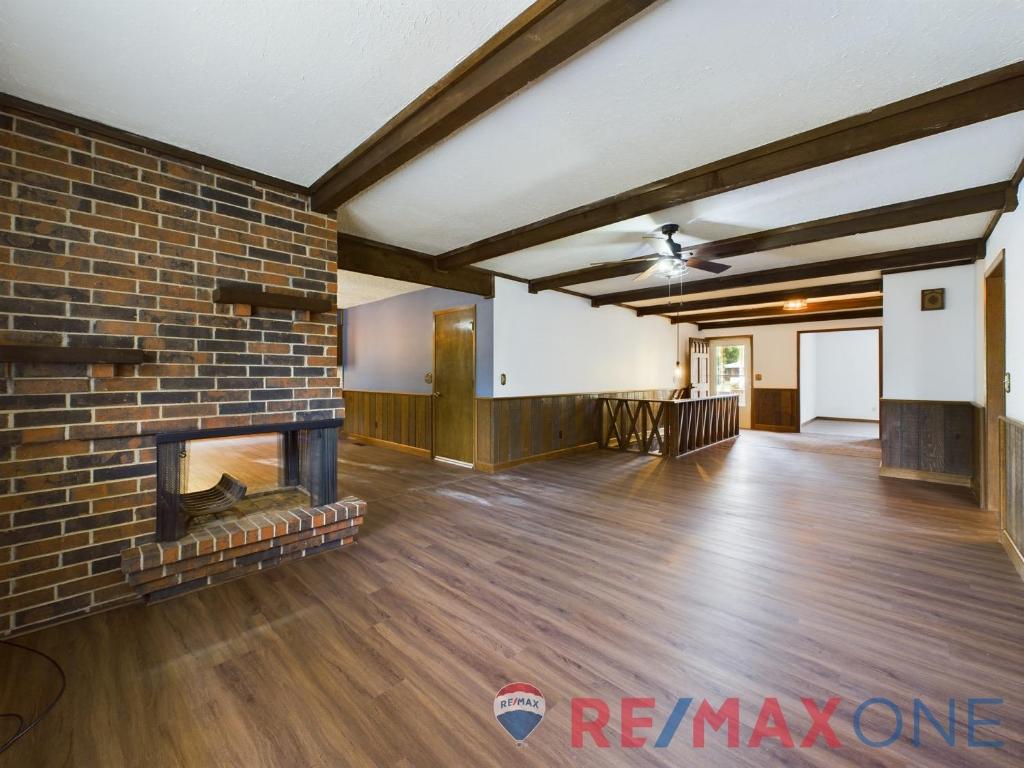 1011 Lamplighter Lane