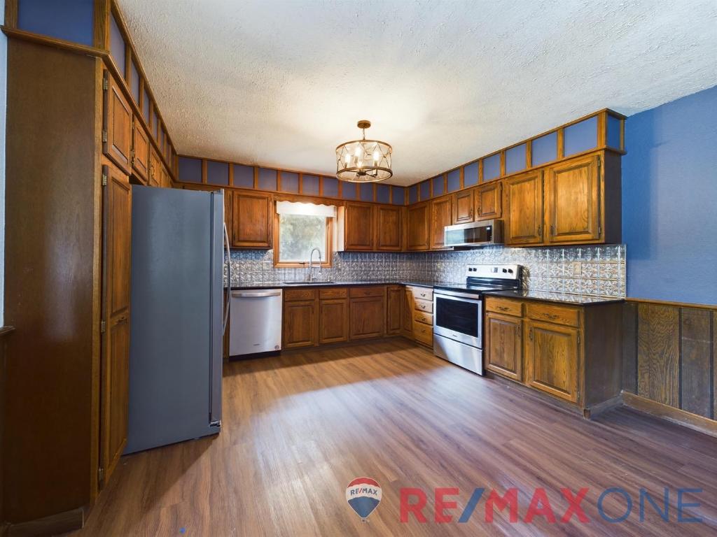1011 Lamplighter Lane