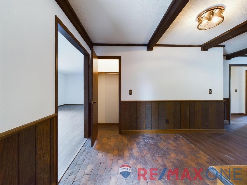 1011 Lamplighter Lane