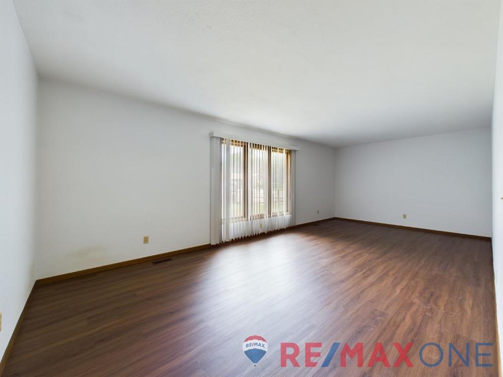 1011 Lamplighter Lane