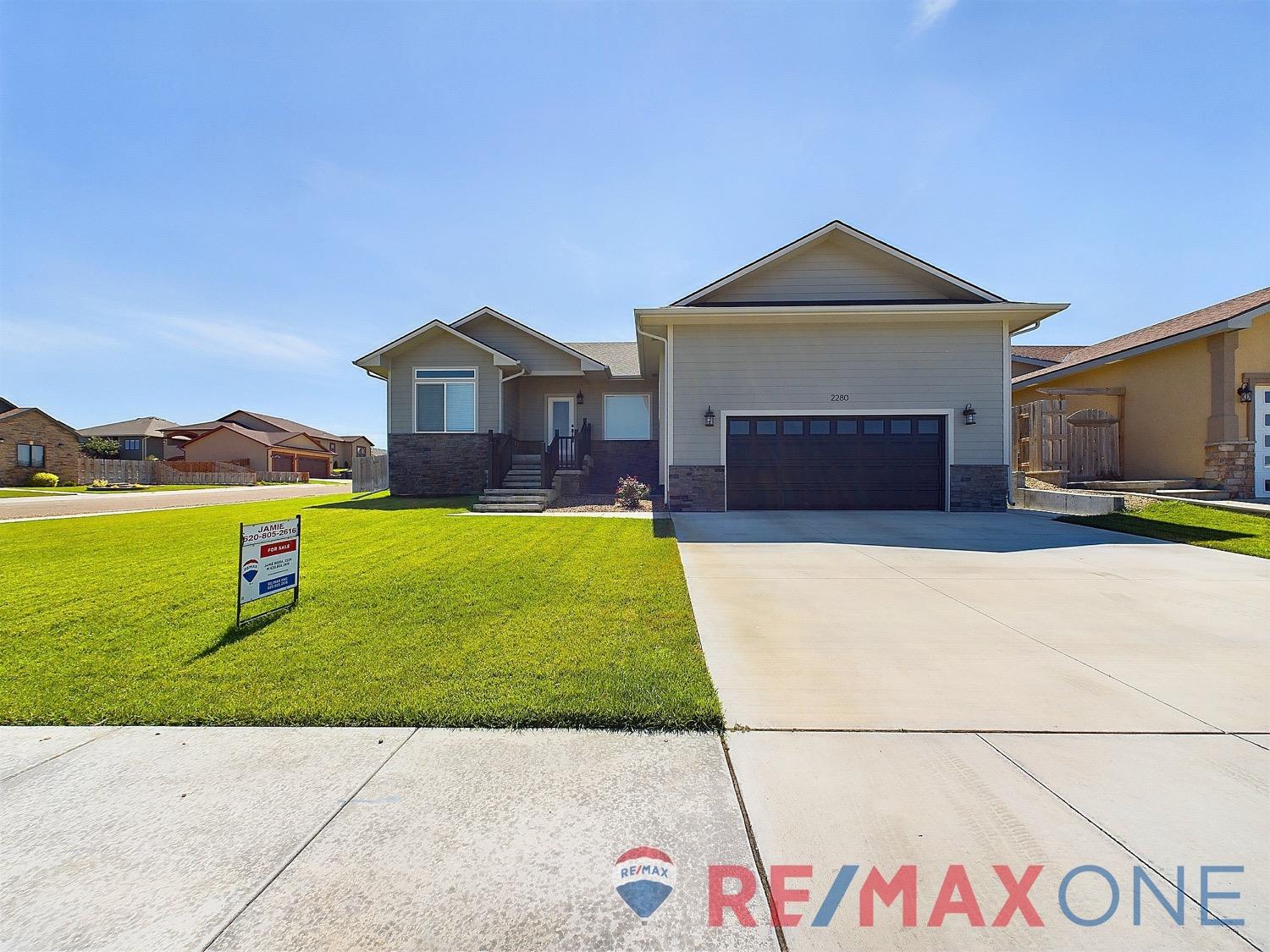 2280 Glenwood Drive