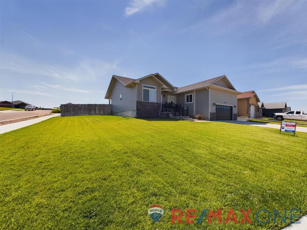 2280 Glenwood Drive