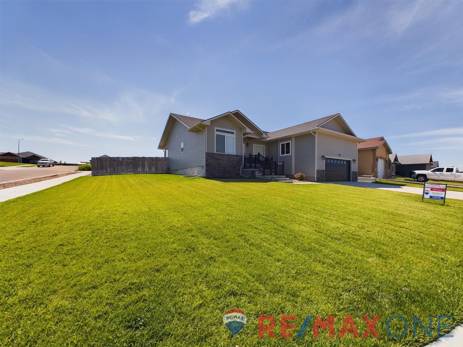 2280 Glenwood Drive