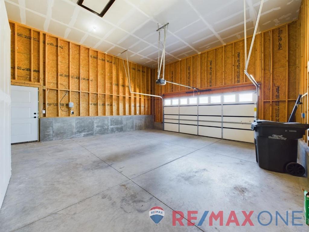 2280 Glenwood Drive