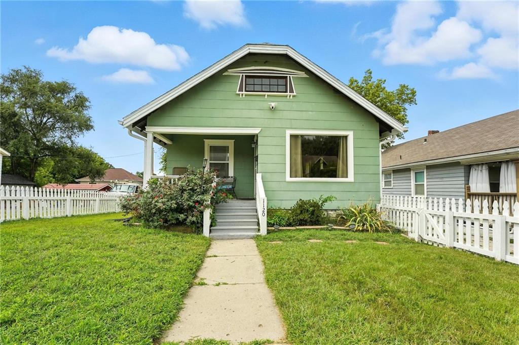1120 Oakley Avenue