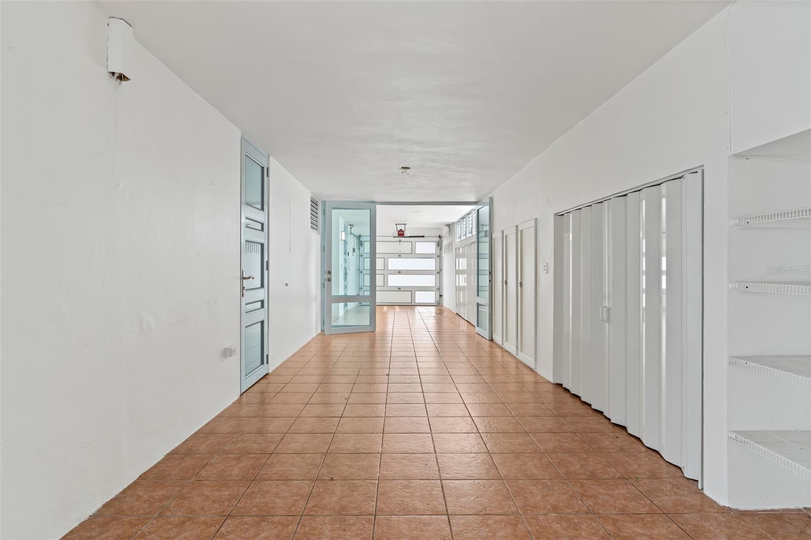 Almendro LOS COLOBOS PARK #AA27