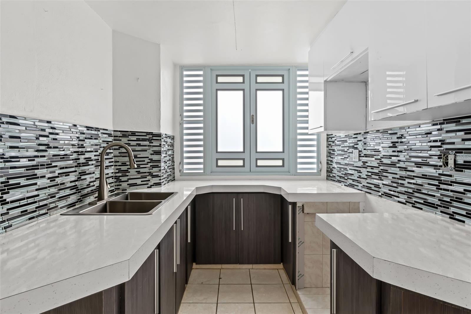 Almendro LOS COLOBOS PARK #AA27