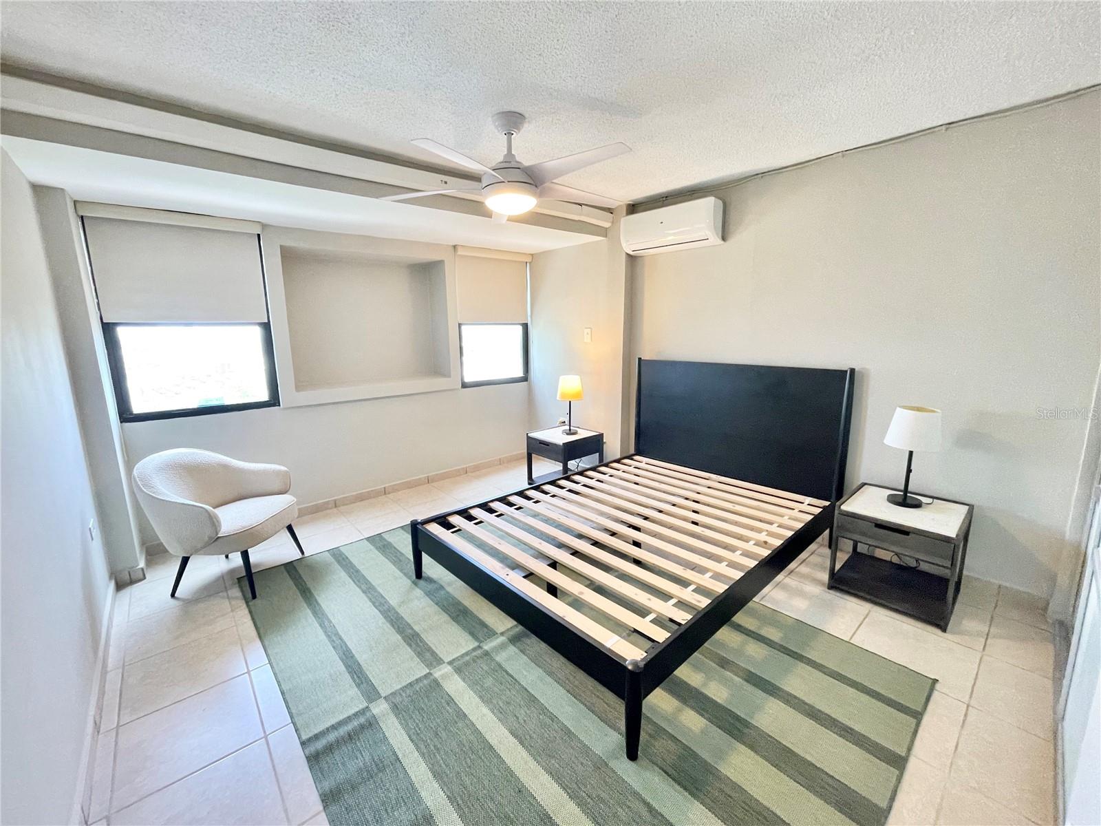 Cond. Castillo del Mar AVE. ISLA VERDE #501