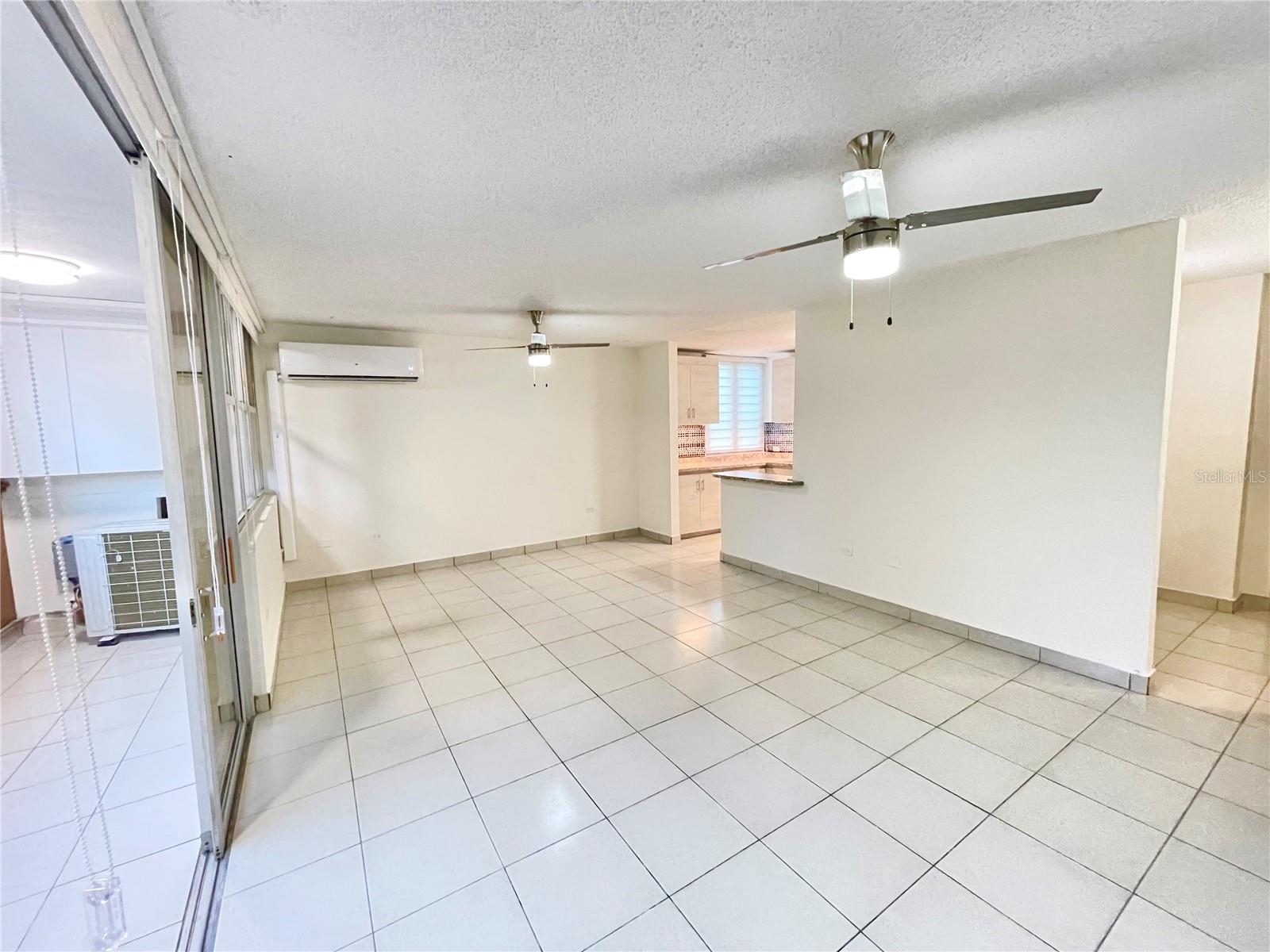 calle Caoba AVE. SAN PATRICIO #203