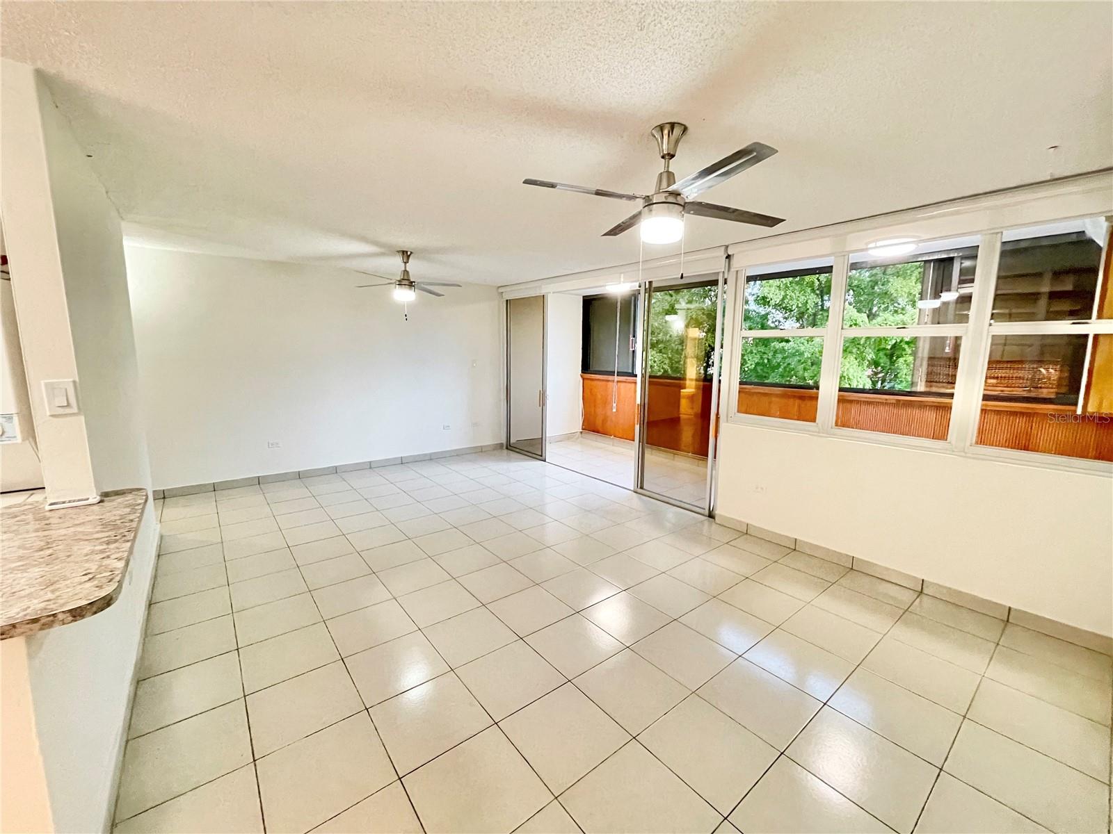 calle Caoba AVE. SAN PATRICIO #203