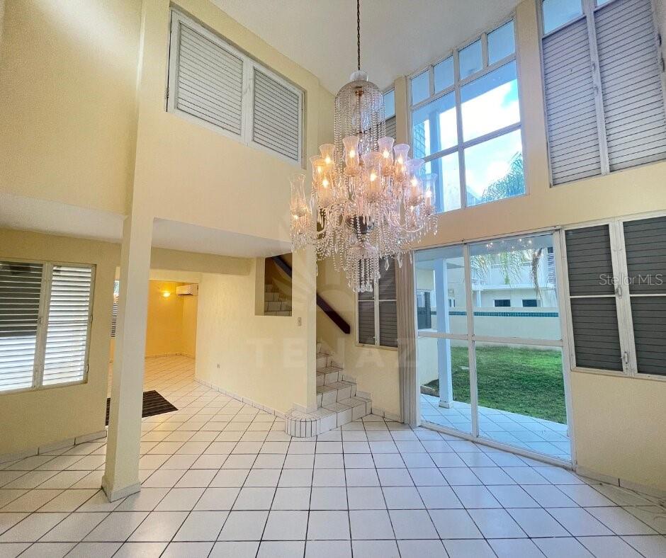 White Sands Lane THE CLUSTERS #31