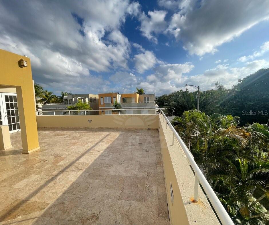 White Sands Lane THE CLUSTERS #31