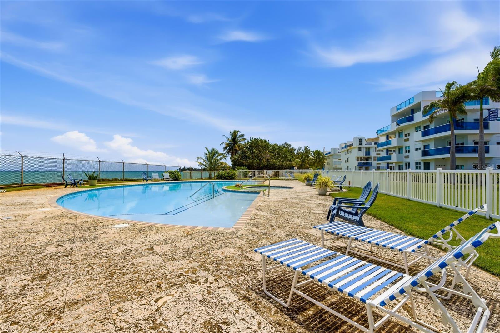 cll El Charlie COSTAMAR BEACH VILLAGE #102