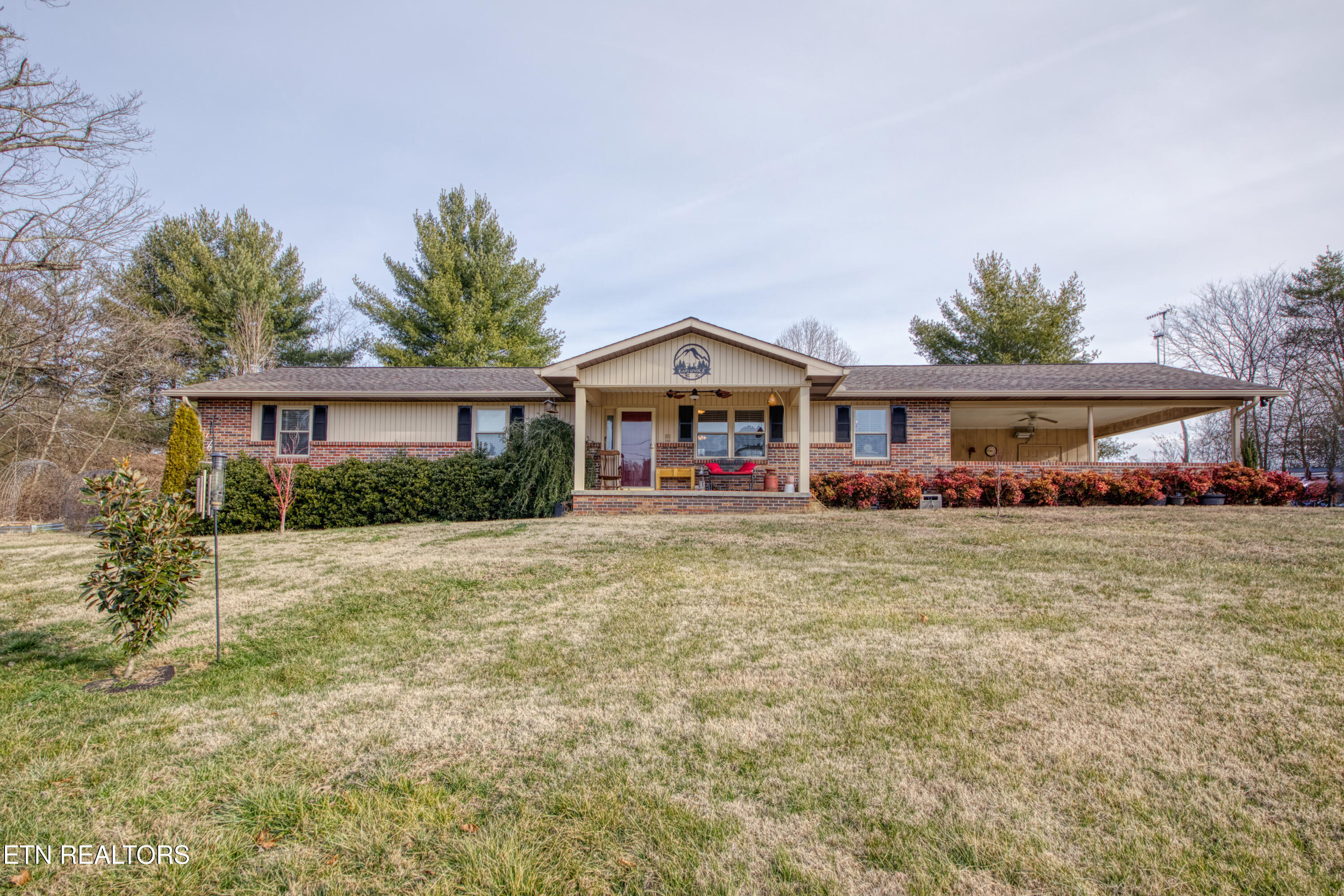 1237 Burnett Station Rd