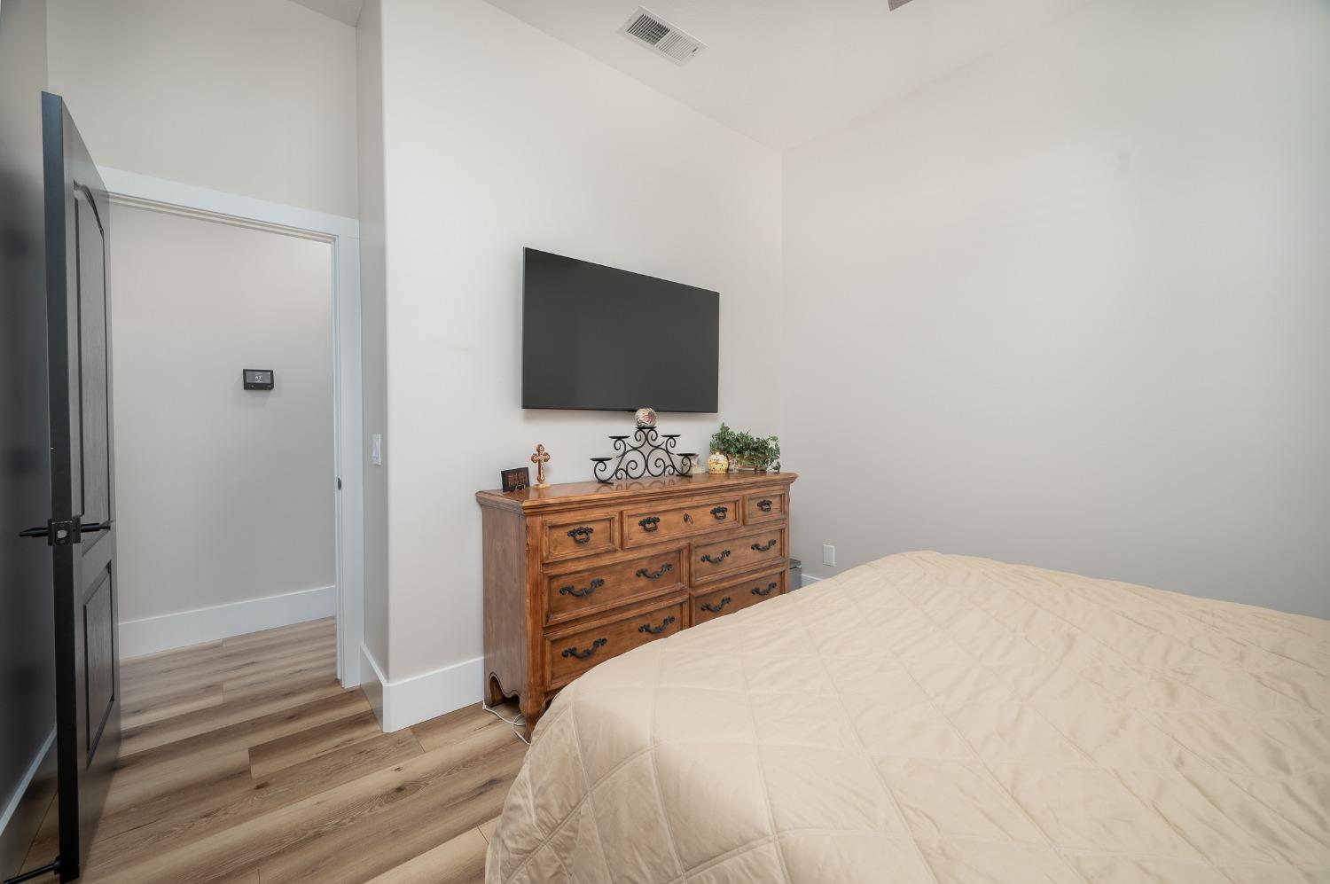9801 Oak Knoll Drive