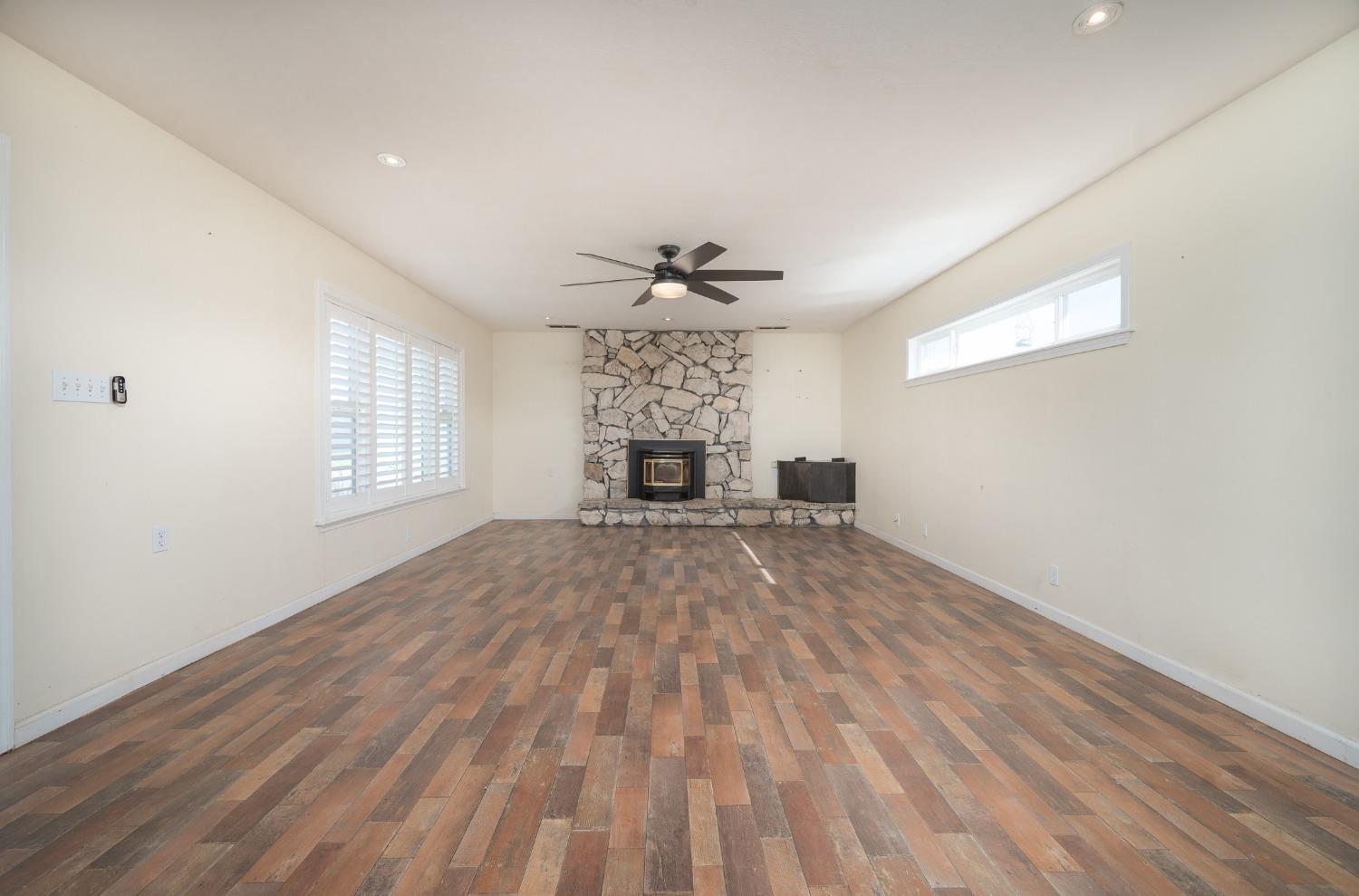 8302 Rodden Road