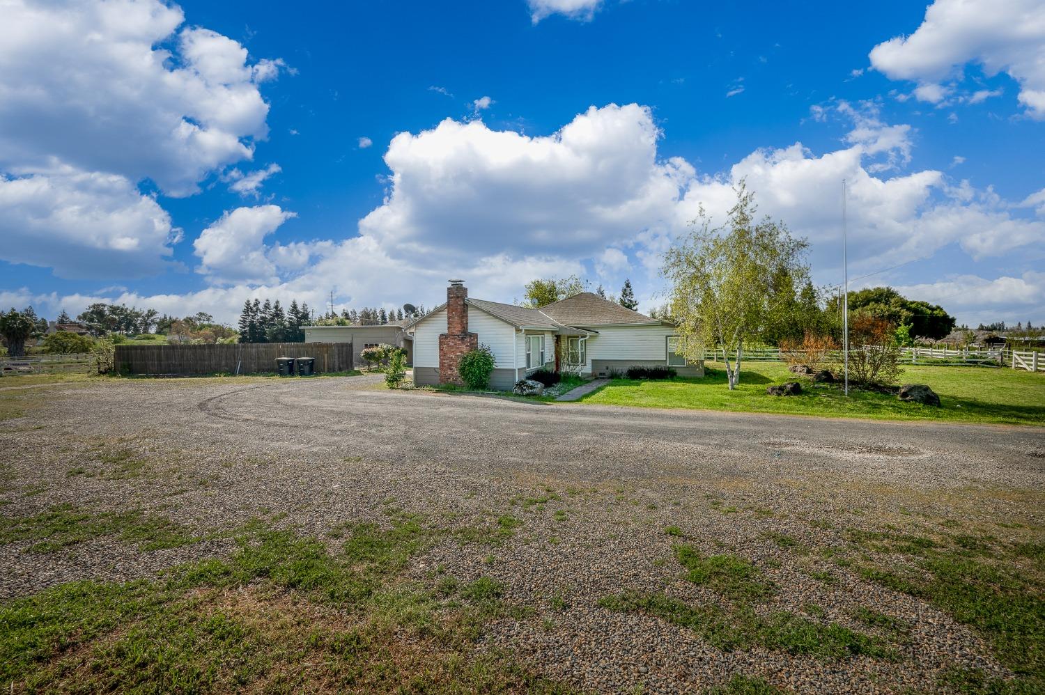 8302 Rodden Road