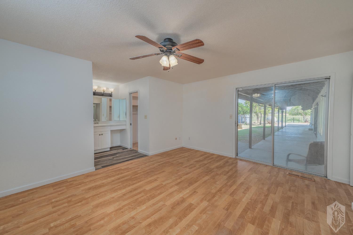 8761 Rodden Road
