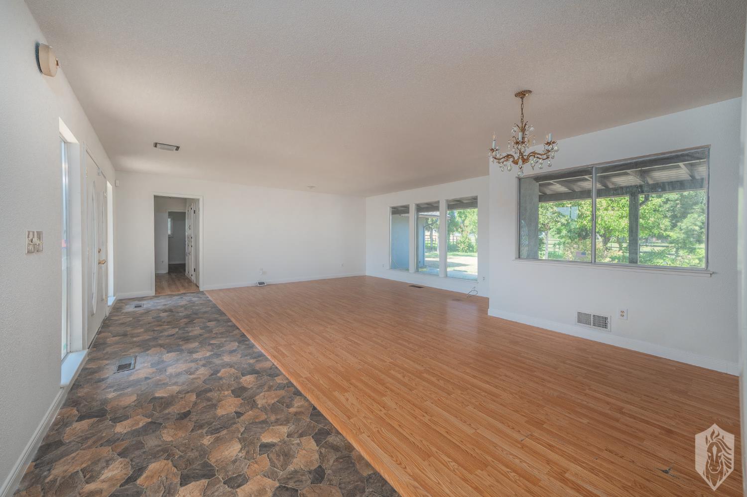 8761 Rodden Road