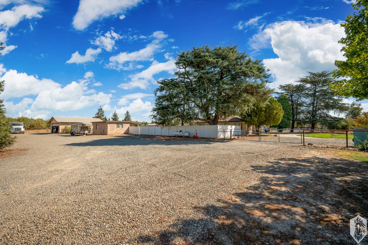 7667 Rodden Road