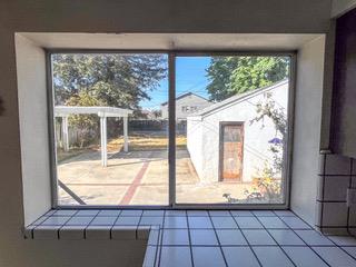411 W Locust Street