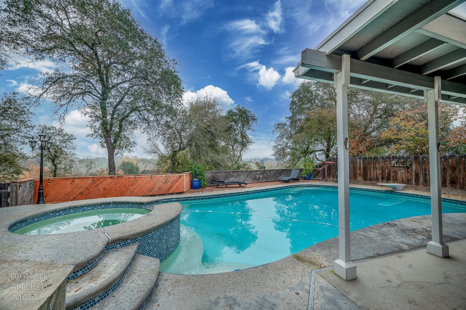 804 Hillswood Court