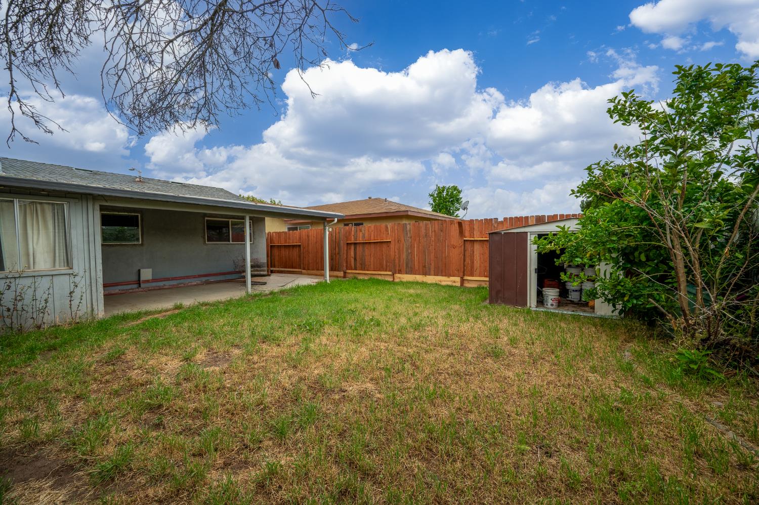 1244 W J Street