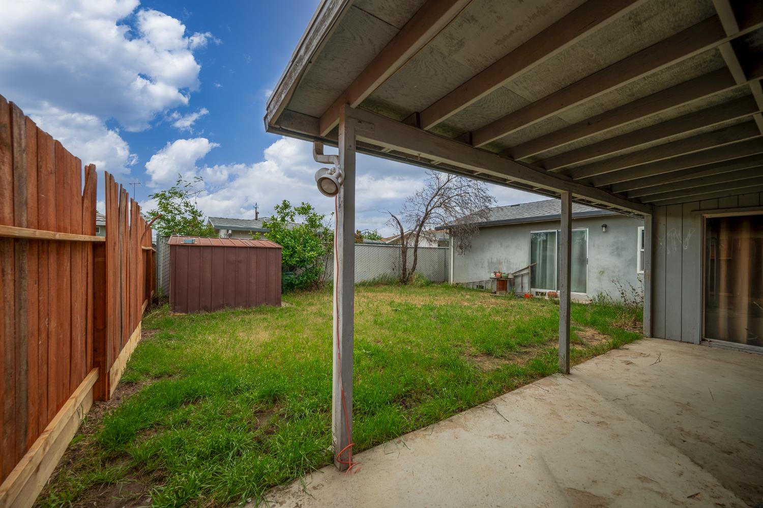 1244 W J Street