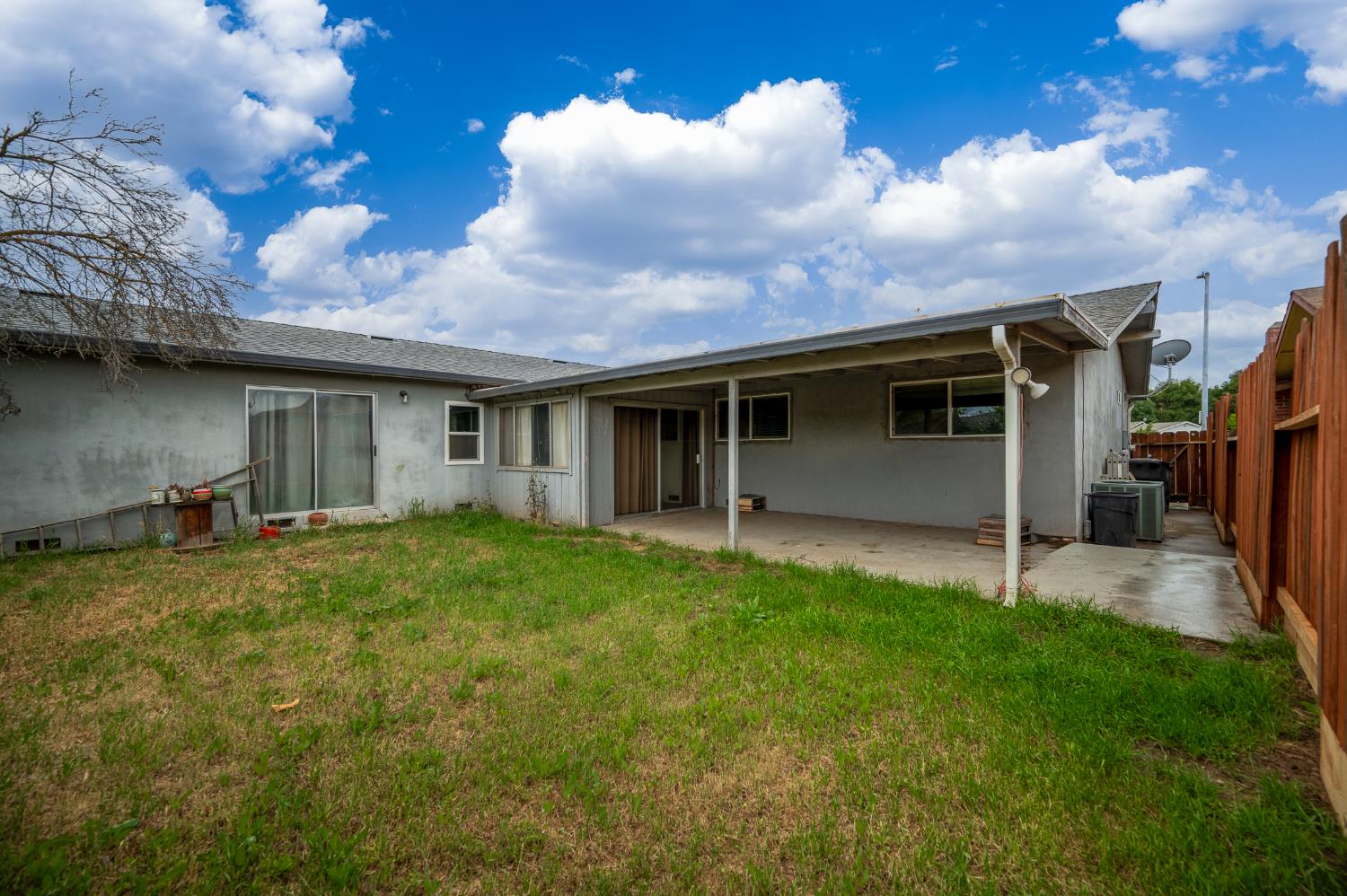 1244 W J Street