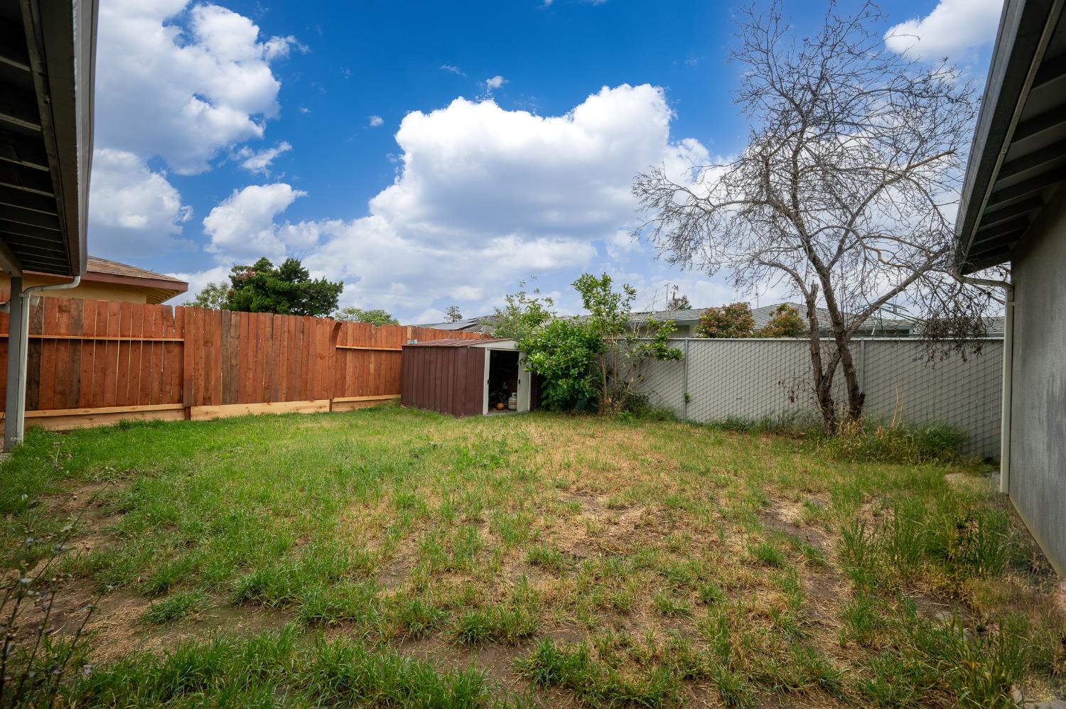 1244 W J Street