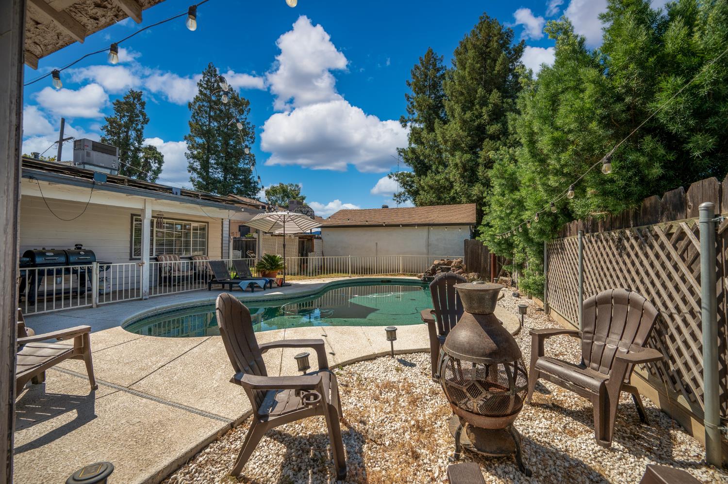 382 E Lambuth Avenue